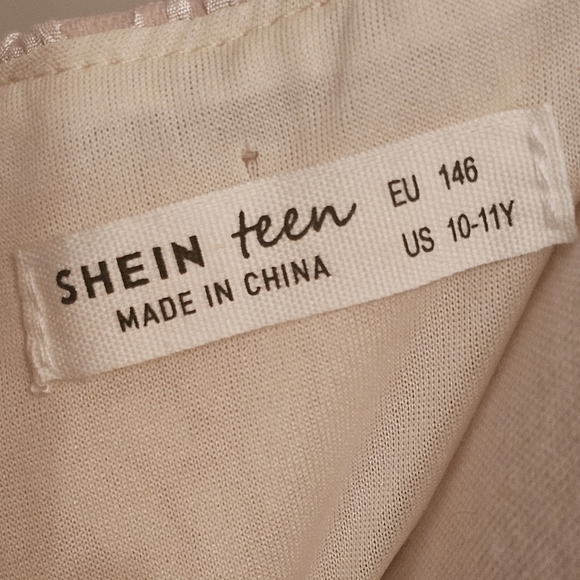 EUC NWOT | Girl's Knee-Length Creme & White Dress | Size: 10-11 - Picture 6 of 9